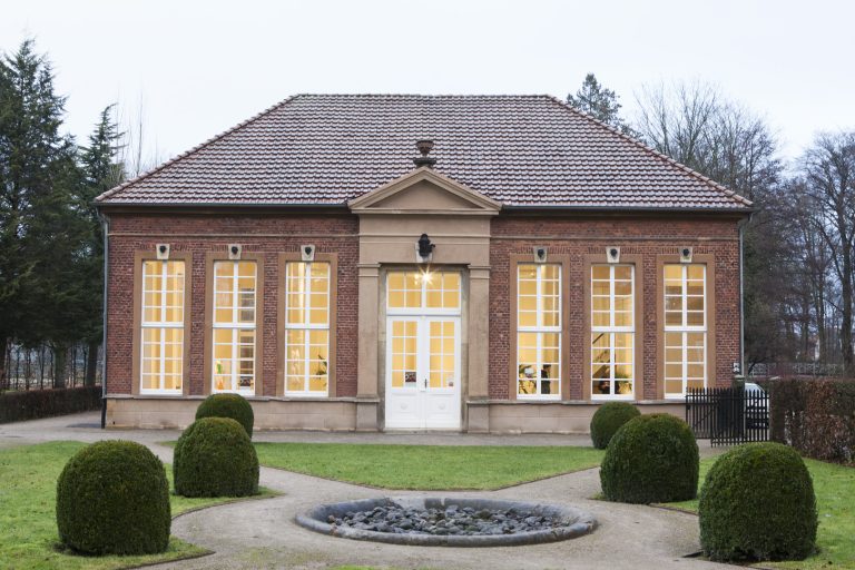 Action Manual II Orangerie Schloss Rheda & Werkstatt Bleichhäuschen