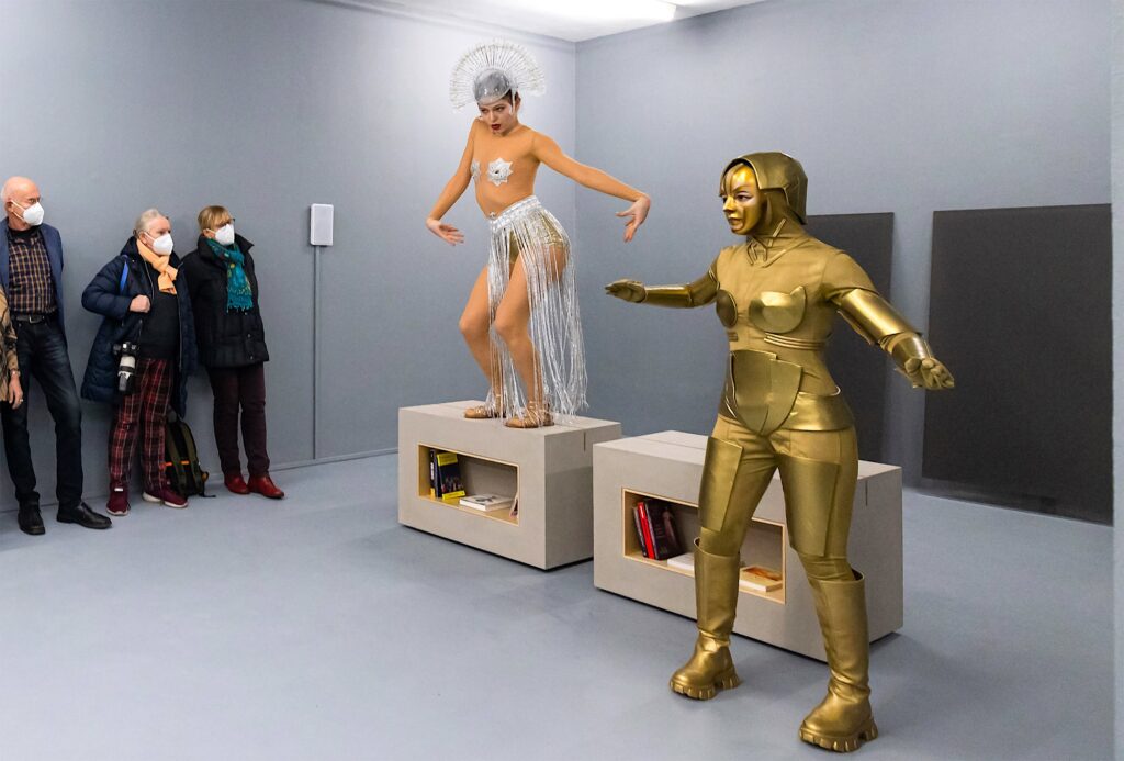 Monograph-SOPHYGRAY-28