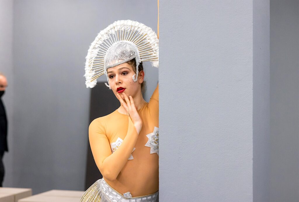 Monograph-SOPHYGRAY-32