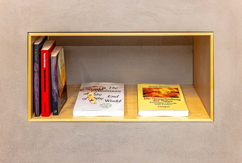 Monograph-SOPHYGRAY-40