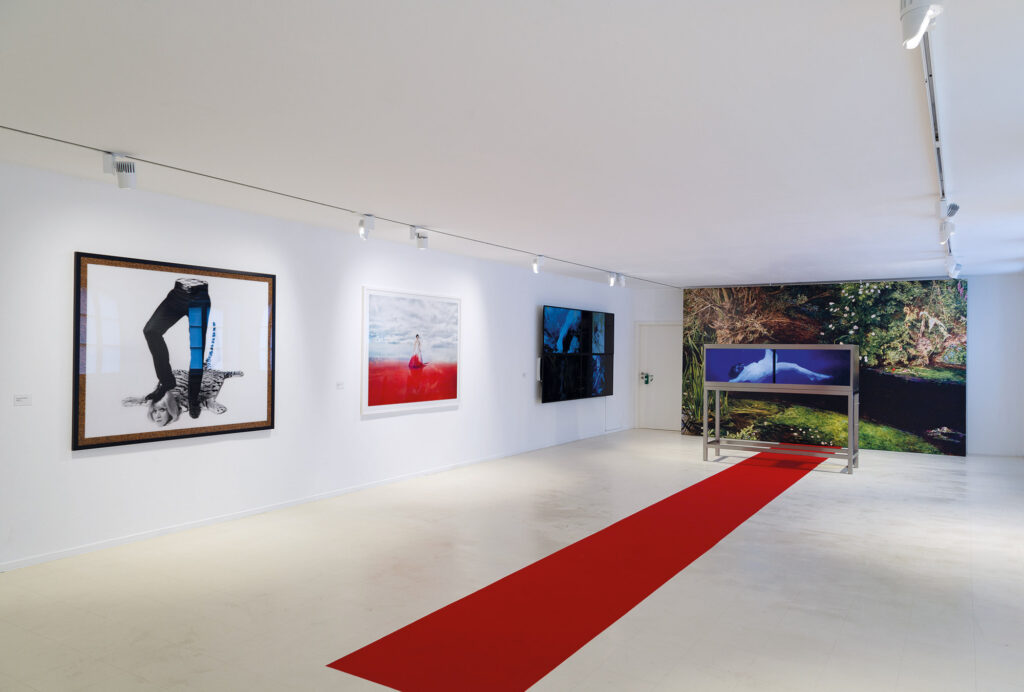 Nadja-Verena-Marcin,OPHELIA,-Ausstellungsansicht,-2019,-Stadtgalerie-Saarbrücken,-Foto-Anton-Minayev-(7)_web